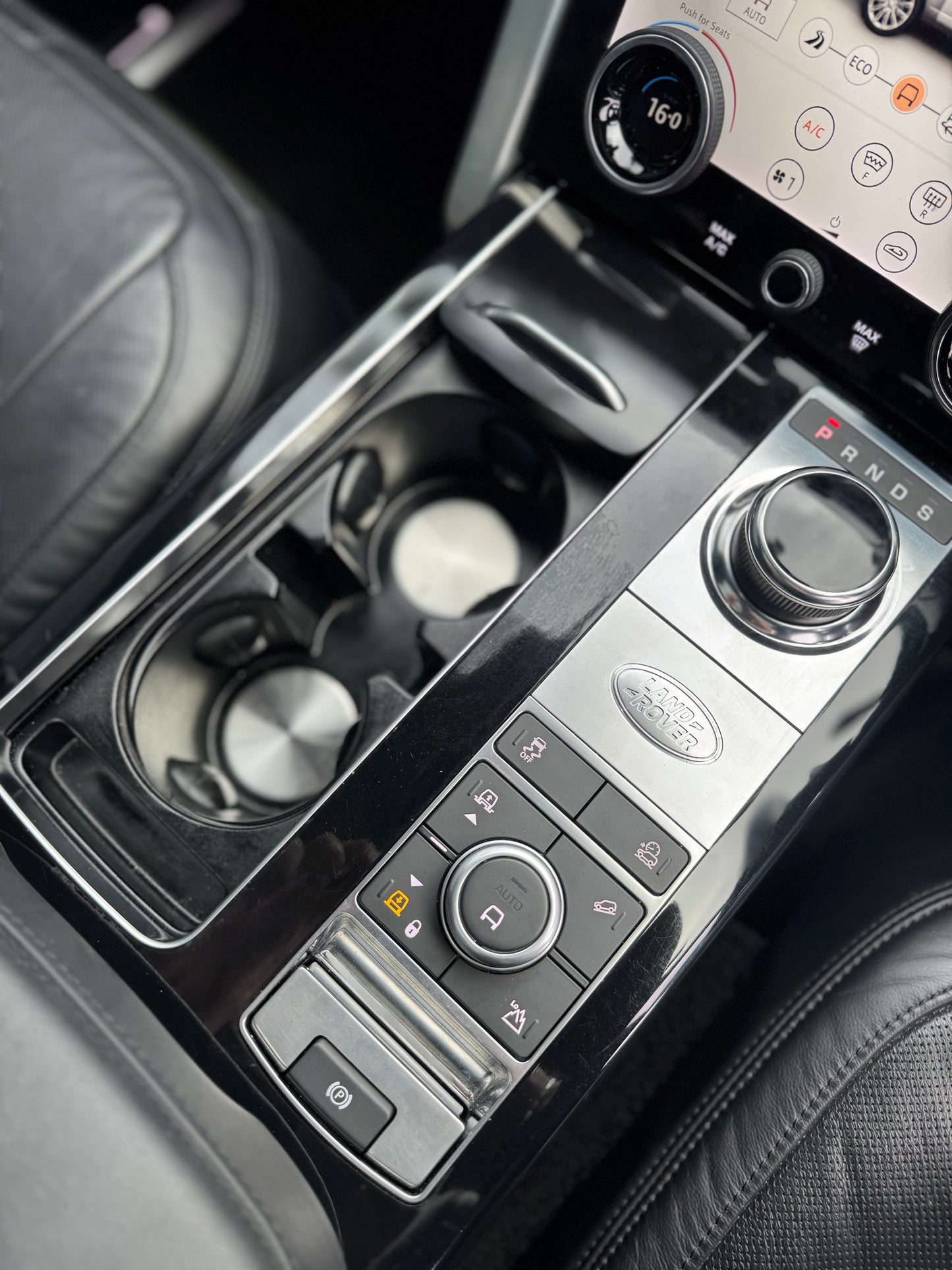 2019 RANGE ROVER RANGE ROVER VOGUE SE SDV8 (250kW) LG MY19