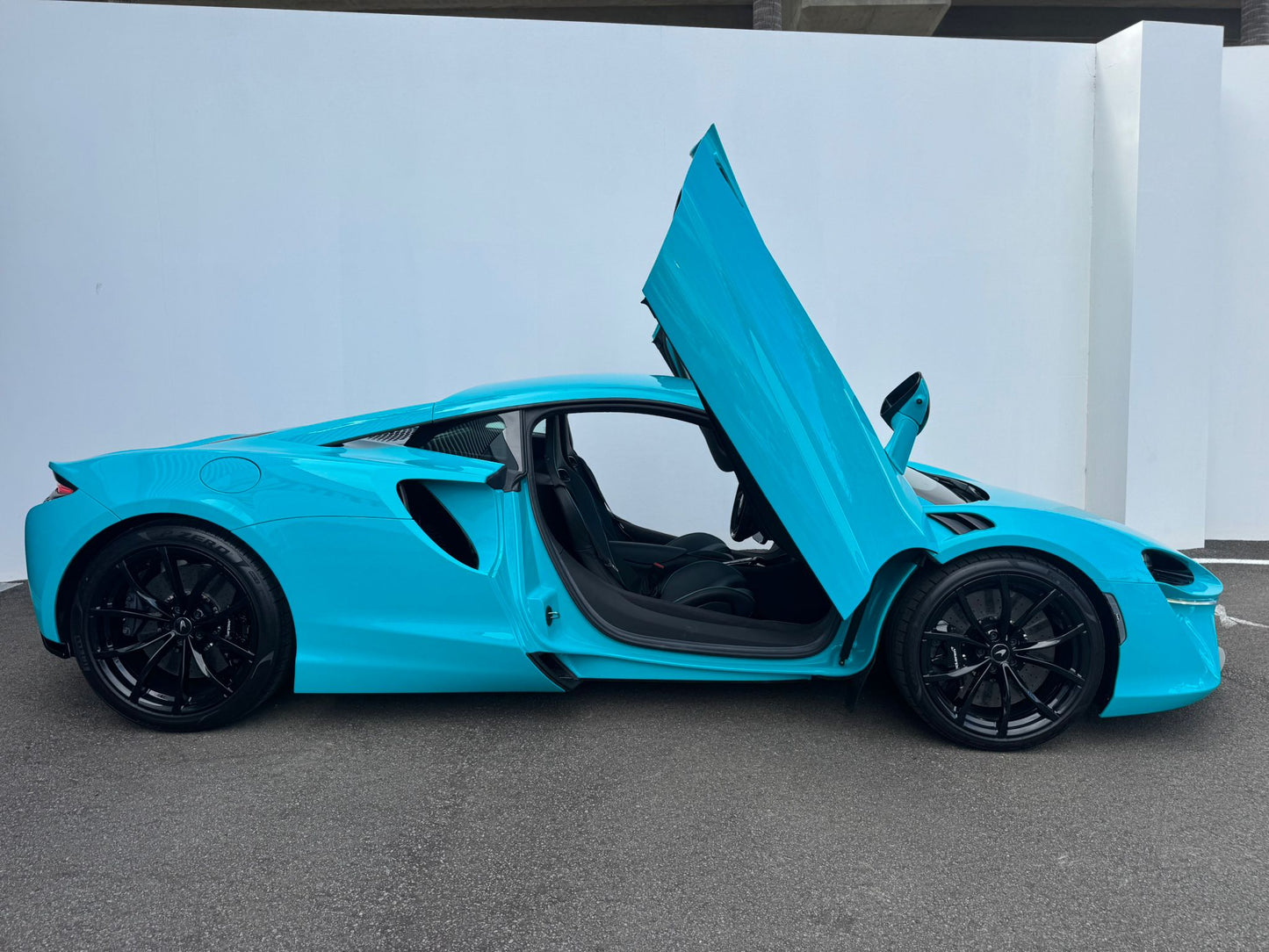 2024 McLaren Artura P16 MY24 Coupe 2dr SSG 8sp 3.0TT/71kW Hybrid