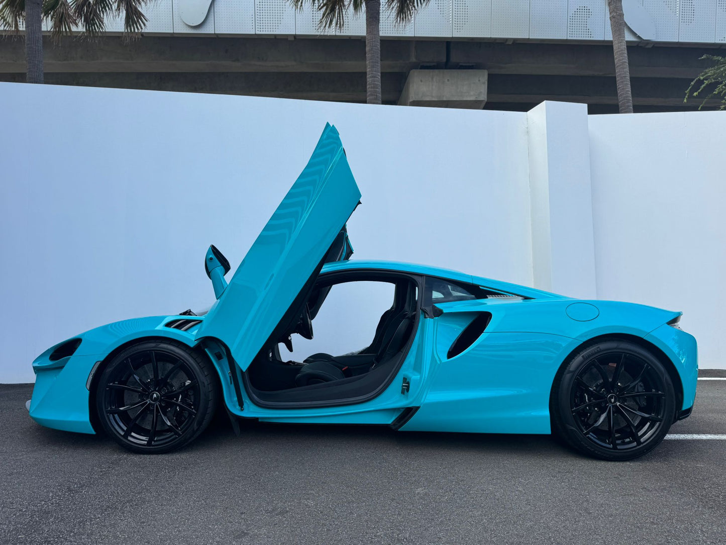 2024 McLaren Artura P16 MY24 Coupe 2dr SSG 8sp 3.0TT/71kW Hybrid