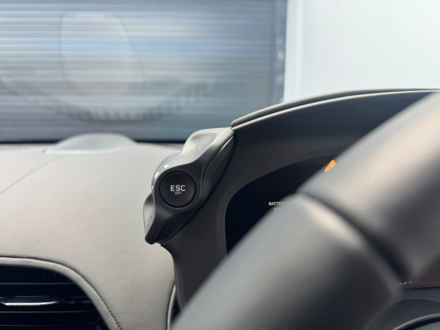 2024 McLaren Artura P16 MY24 Coupe 2dr SSG 8sp 3.0TT/71kW Hybrid