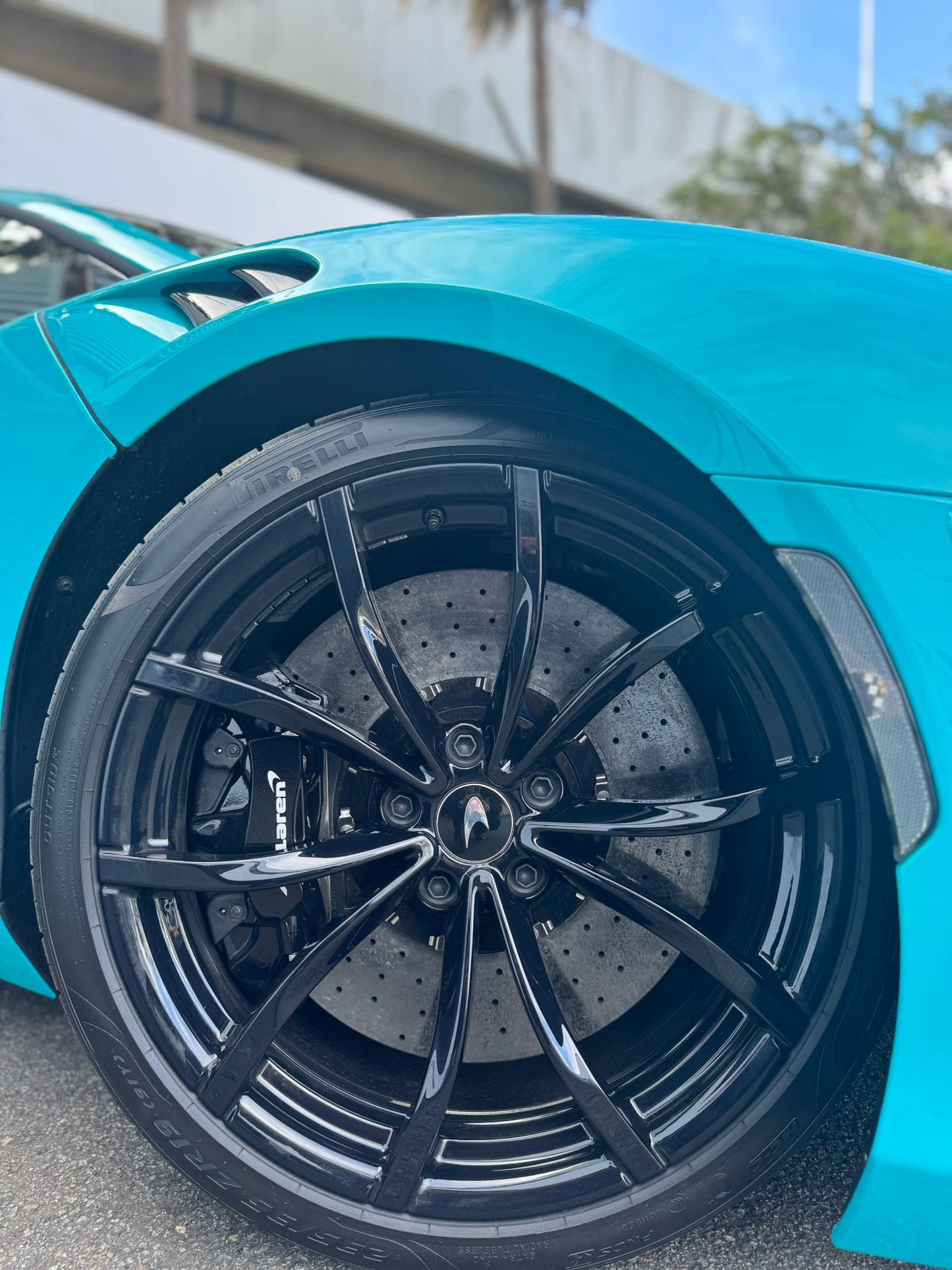 2024 McLaren Artura P16 MY24 Coupe 2dr SSG 8sp 3.0TT/71kW Hybrid
