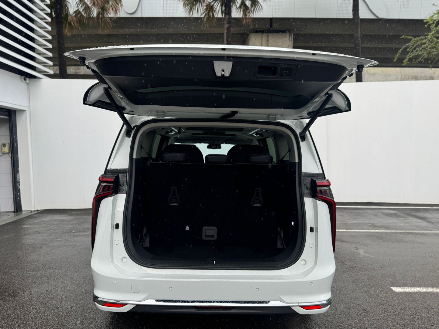 2023 LDV MIFA Luxe Wagon 7st 5dr Auto 8sp 2.0T