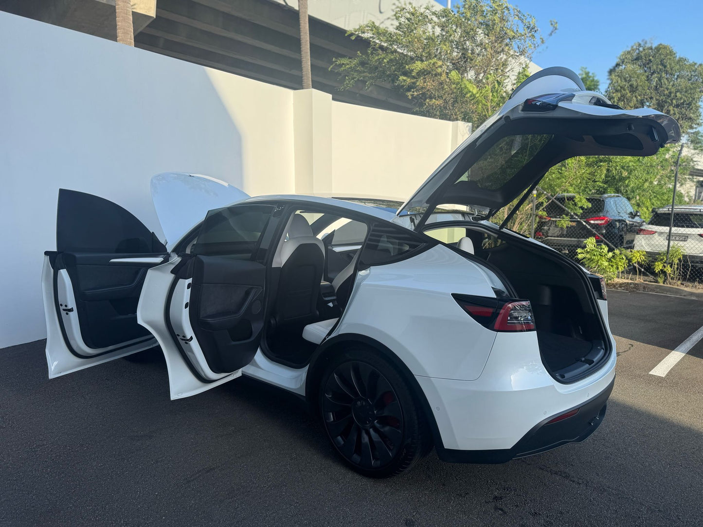 2023 TESLA MODEL Y PERFORMANCE MY23